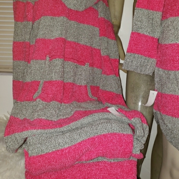 Grey & Pink Sweater Hoodie Dress - Picture 4 of 6